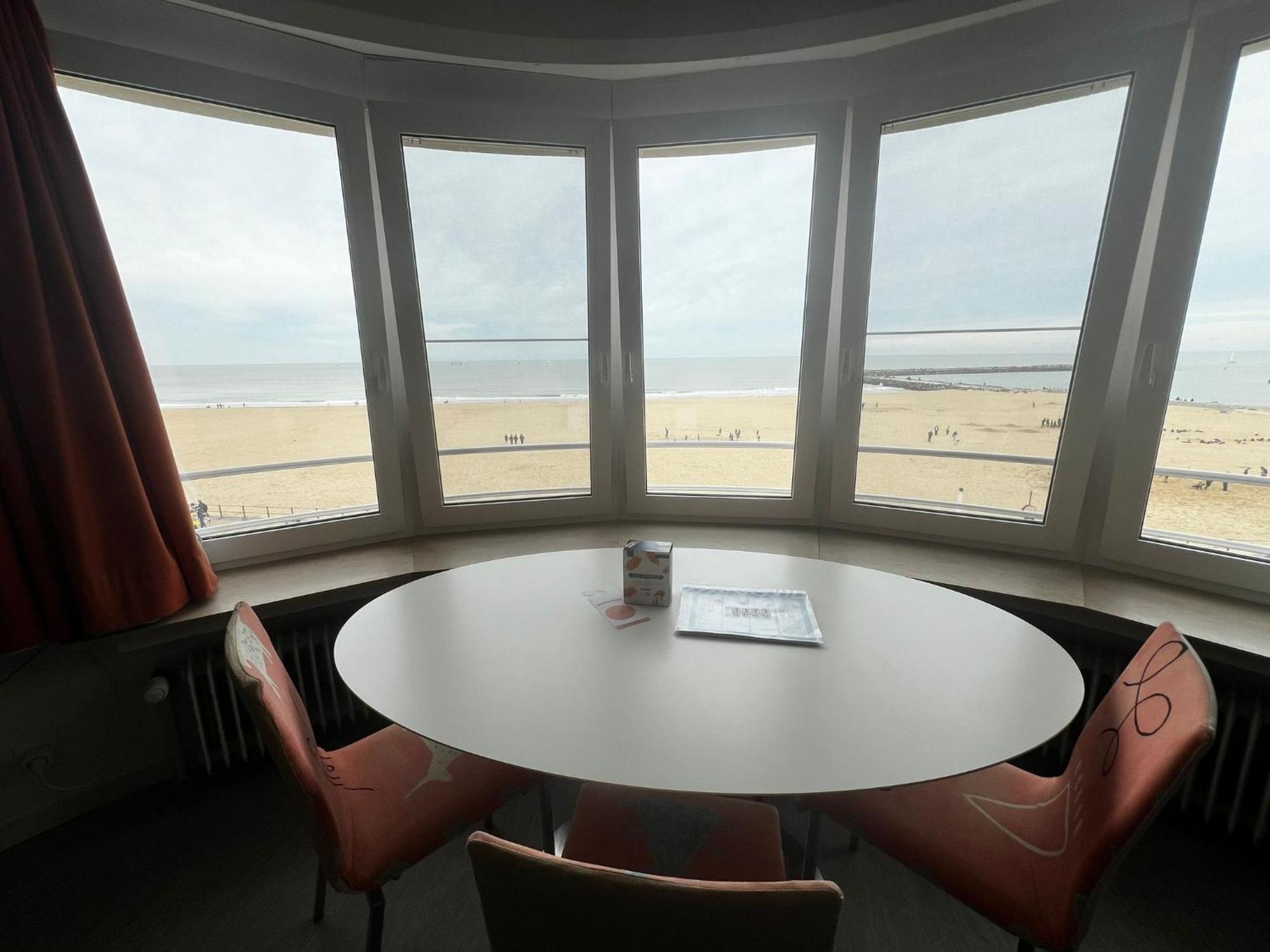 Paris Seaview Zeezicht Vue Oostende
